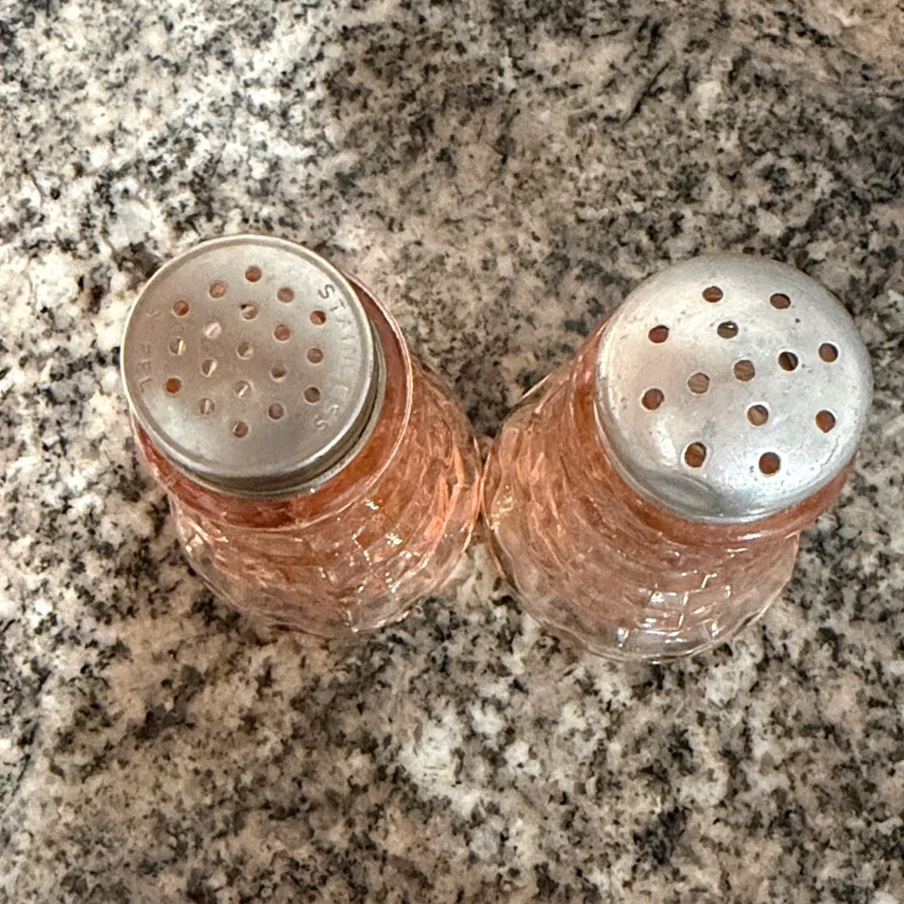 Vintage Jeanette Glass Company Salt & Pepper Shakers